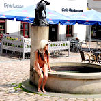 Pic of Nude-in-Public