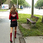 Pic of Crazy Pee Girls