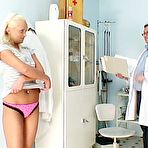 Pic of Klara  squirts some liquid out her puss when gynochecked up