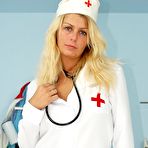 Pic of Splendid nurse porn Bambi nurse opens puss with speculum