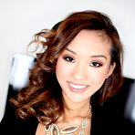 Pic of Alina Li on Amateur Allure