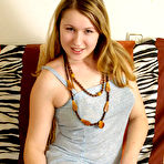 Pic of ATK Hairy Presents Free Thumbnailed Gallery