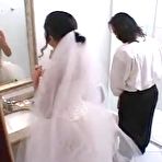 Pic of Bride and Groom mutual act - aShemaletube.com