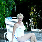 Pic of Hot Swinger Wife Tracy Nude By The Lake Side