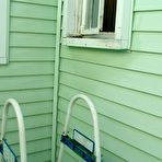 Pic of Парень заснял, как сисястая соседка принимает ванну