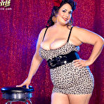 Pic of XLGirls.com - Rikki Waters - Sex Trainer