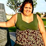 Pic of Fat large enormous chubby Sunkist shoving her ass in the air