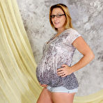 Pic of PregnantUSA :: Pregnant Babes :: Lactating Tits :: Squirting Milk