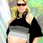 Pic of PregnantUSA :: Pregnant Babes :: Lactating Tits :: Squirting Milk