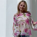 Pic of Girl Nudes - Naked Female Teens, Nude Virgin Teens