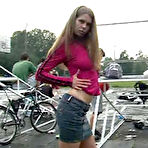 Pic of Cute girls flashing in public - free movies