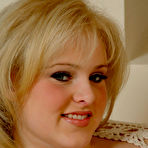 Pic of Dream of Ashley - british big boob teen!
