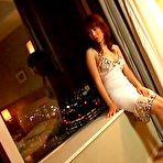 Pic of Shizuku Natsukawa looks amazing in her heels :: AllJapanesePass.com