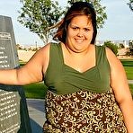 Pic of Chubby large bbw Sunkist bending her plump body to suck cock