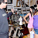 Pic of 8th Streetlatinas.com