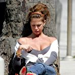 Pic of Nikki Cox :: THE FREE CELEBRITY MOVIE ARCHIVE ::