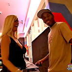 Pic of ::: Bruthas who luv Muthas ::: 