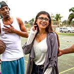 Pic of Mia Khalifa transando com dois neg&otilde;es bem dotados - Fada do Sexo