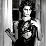 Pic of Isabeli Fontana without bra and pants