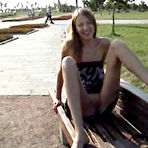 Pic of Cute girls flashing in public - free movies