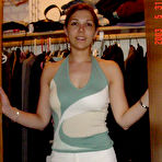 Pic of WifeBucket.com - Real submitted pics of amateur housewives from nextdoor!