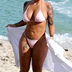 Pic of Amber Rose big boobs and ass in pink bikinie