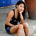 Pic of Amateur Filipina with spectacular muff stuffed with big cock