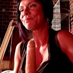 Pic of Leticia, una MILF espa&ntilde;ola busca trabajo de lo que sea - Milf