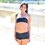 Pic of Sporty Babe Fucks A Toy