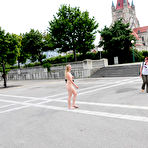 Pic of Nude-in-Public