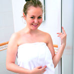 Pic of Welcome to Cosmid - Sexy Amateurs, Busty Amateurs, Professional Photographers