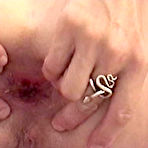 Pic of Abbraxa plays with her ass