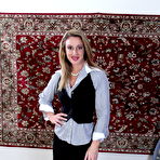 Pic of Muscular American housewife showing off her good stuff