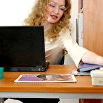 Pic of SecretaryPantyhose :: Leila&Adam office pantyhose fuck