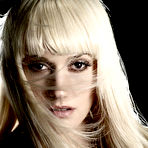Pic of Gwen Stefani non nude posing scans from mags
