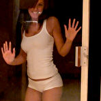 Pic of Destiny moody in her white tee