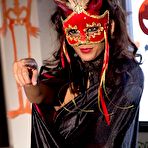 Pic of Babes Janice Griffith in Trick or Treat | Janice Griffith Tube Videos and Pictures