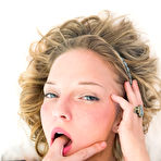 Pic of Hot body girl Piper Candless is sexy from the moment she wakes up