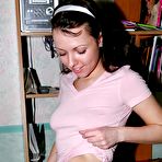 Pic of Roxy Really Loves To Pose Nude - Real Exgfs Exposed Naked Pictures - NakedGirlsRoom.com