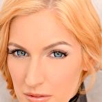 Pic of Mira Sunset  in Lesson In Yellow at Candy Pleasure | Set houseoftaboo/17962