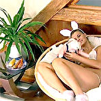 Pic of Seventeenvideo.com Hairy teens, unshaved girls getting naughty!