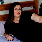 Pic of This big mature lady loves to get dirty