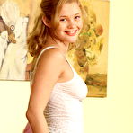 Pic of Shaved Pussies of christine-04-shavedcunt-wetpussy-largelabia by ALS Angels | 15 Women Clitoris Pics