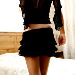 Pic of ePantyhoseLand :: Vanessa skittish pantyhose flasher