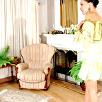 Pic of BackdoorLesbians :: Sophia&Laura anal lesbian sex