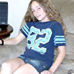 Pic of Skinny Nude Petite Girl Hailey - Trueamateurmodels.com