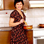 Pic of AllOver30.com - Introducing 47 year old Eva D