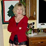 Pic of Wife Bucket - Real amateur MILFs, wives, and moms! Swingers too