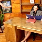 Pic of SecretaryPantyhose.com