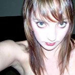 Pic of Wearing nothing but a smile - Home Porn Bay